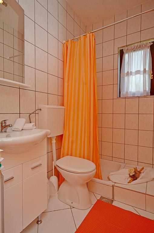 Apartment Tonkica Vodice Exterior photo